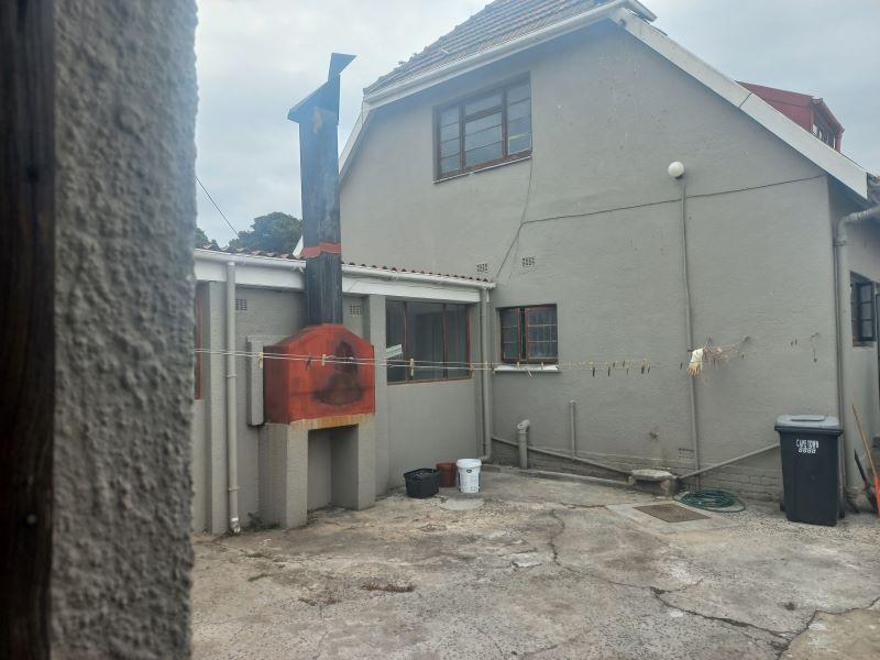 5 Bedroom Property for Sale in Belmont Park Western Cape